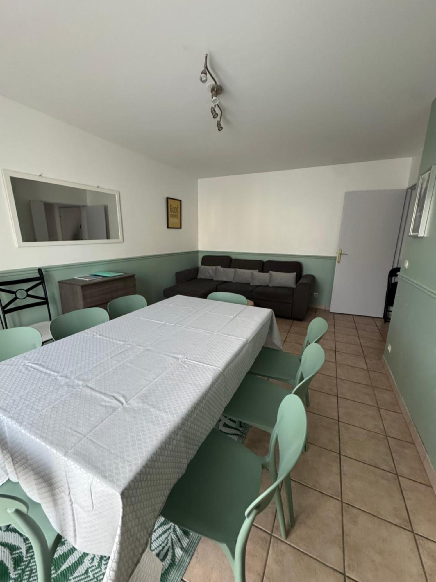 Disney, Very Nice 2 Bedrooms Family Apartment, Wifi, Netflix 8 Pers Chessy Kültér fotó